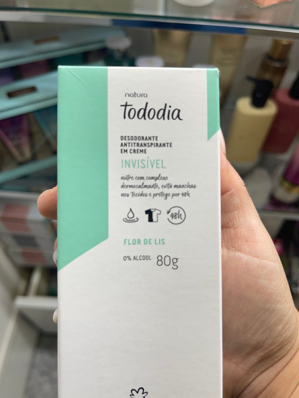 .Desodorante em creme- flor de liz