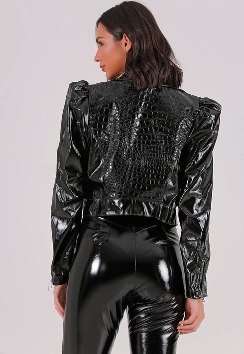 JAQUETA COM RECORTES EM COURO ECOLÓGICO 💫