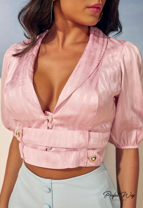 Cropped em cetim abertura nas costas