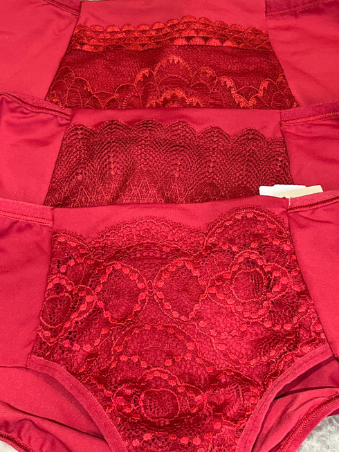 Calcinha renda de pala