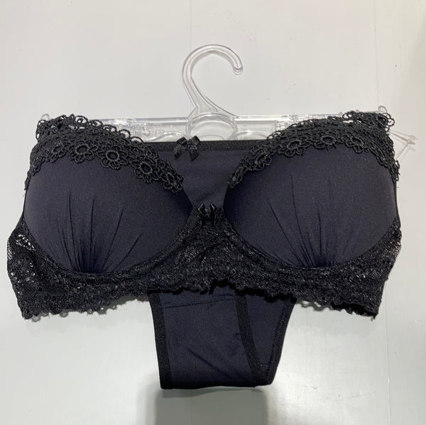 .Conjunto Alça Bordada Preto