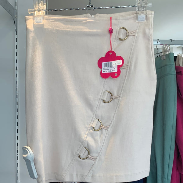 Saia Justa com bastante Lycra e detalhes de Fivelas 💫