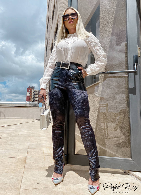 Camisa com detalhes de guipure💫