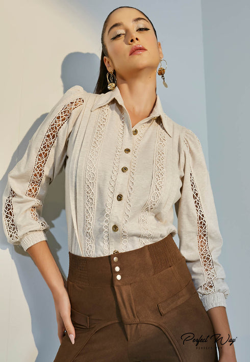 Camisa Detalhe de Guipir+Bot MI113076💫