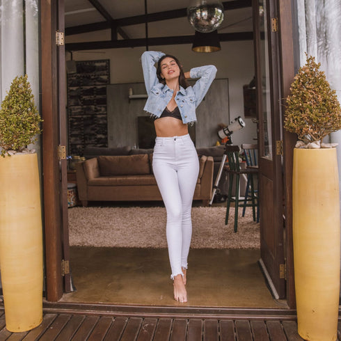 Calça Jeans Skinny desfiada💫