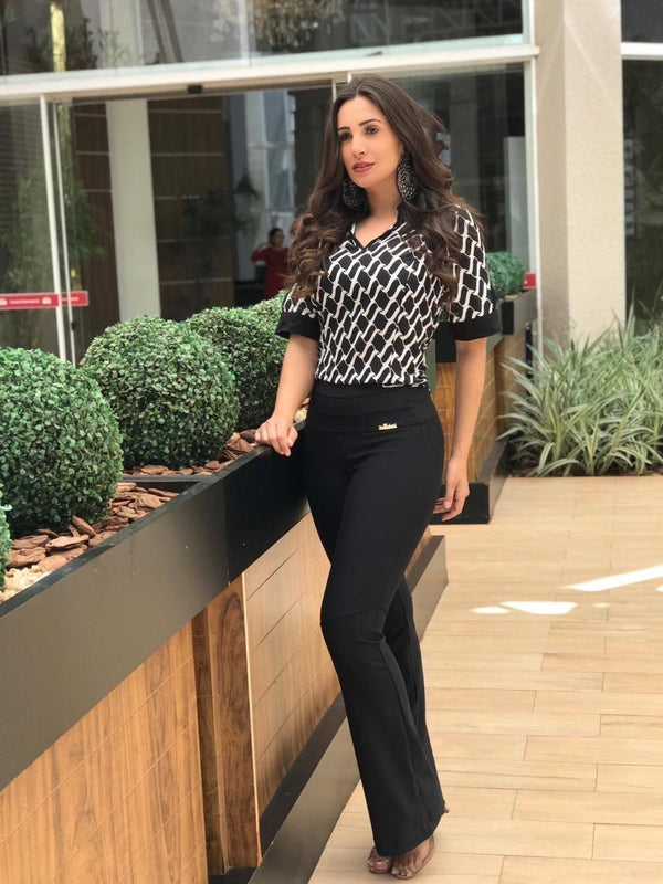 Calça Seca Barriga Flare💫