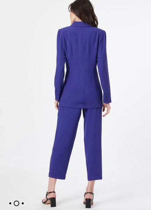 Blazer alfaiaria recortes 💫