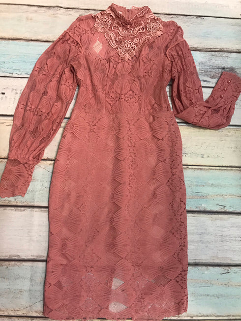 VESTIDO DE RENDA EVASÊ 344 💫