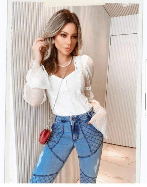 Blusa Malha com aplicação de renda 26051 💫