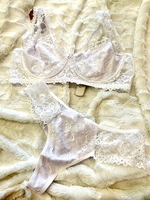 .Conjunto em Renda sem bojo Karicia