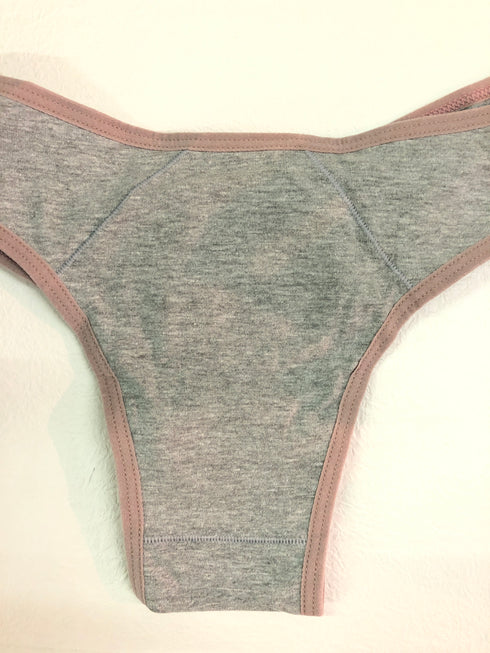 …Calcinha tanga algodão