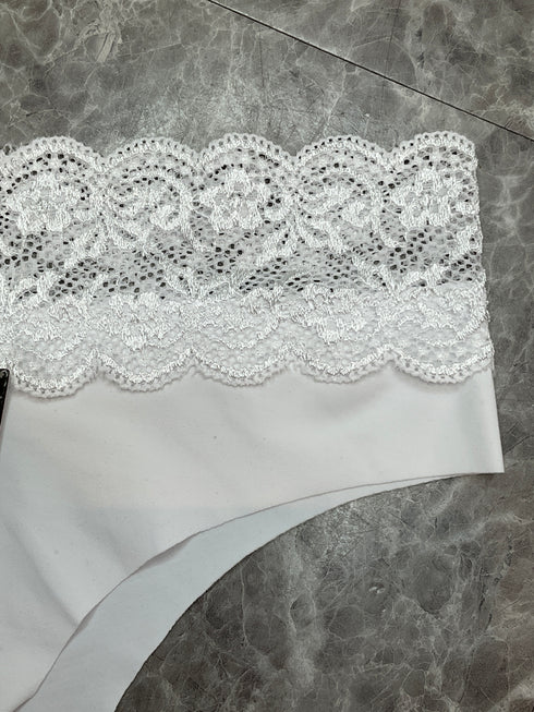 …Calcinha corte a laser renda na pala