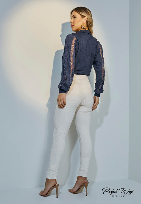 Camisa Detalhe De Guipir💫