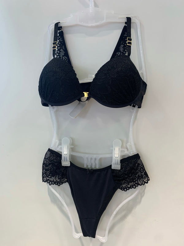 .Conjunto Nadador em Renda Karicía