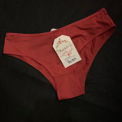 …Boxer feminina karicia