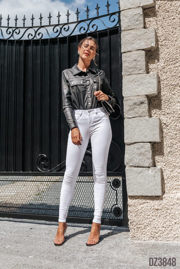 Calça Jeans  Skinny  Cintura Média Branca ou Preta,💫