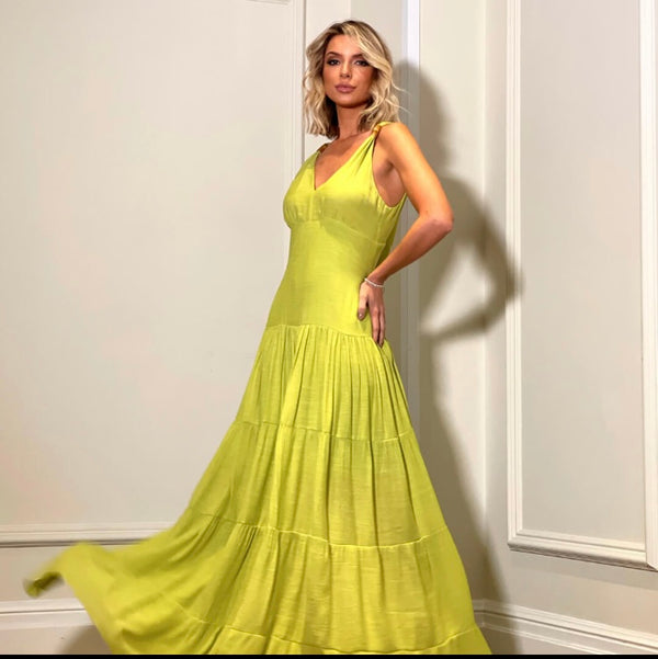 Vestido longo camadas com ponteiro alça💫