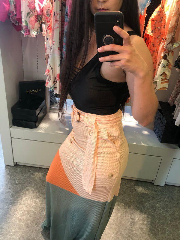 Saia Yana em Tela Mondabelle 💫