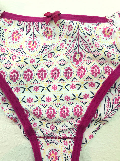 Calcinha fio embutido estampa