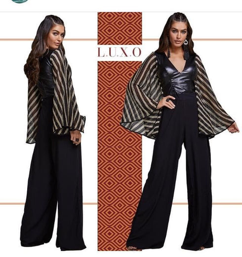 Macacão Luxo em couro ecológico💫