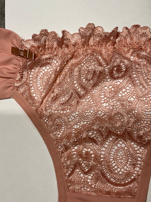 Calcinha de renda estiloso