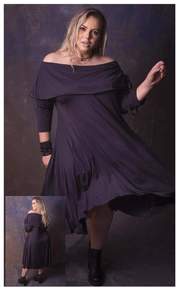 Plus Size Vestido Preto amplo ombro a ombro Ferreira e Morezzi 28175💫