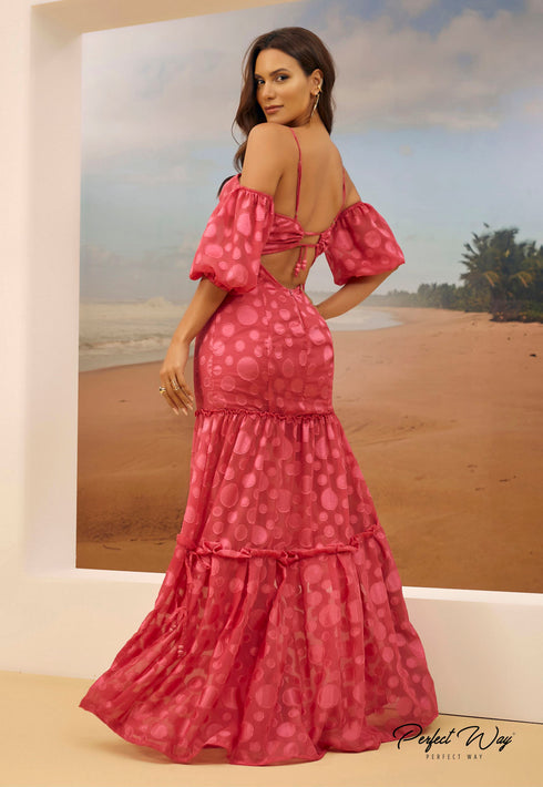 Vestido Longo c/ Detalhe no Busto💫