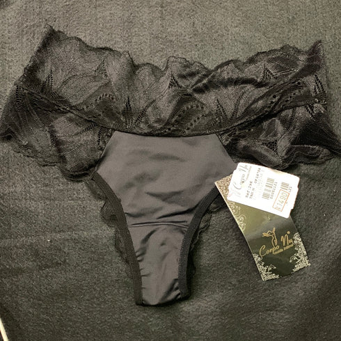 …Calcinha Fio traseiro e renda