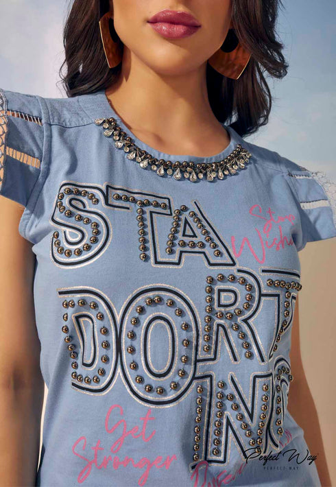 T shirt com bordado manual,💫