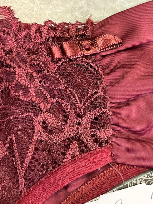 Calcinha de renda estiloso