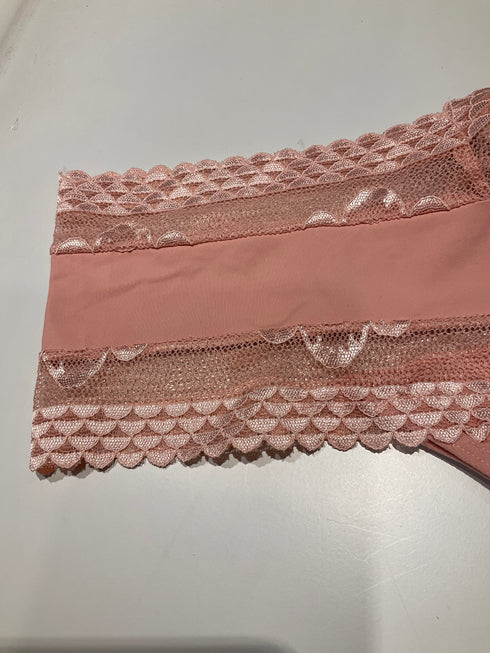 Calcinha em microfibra com renda