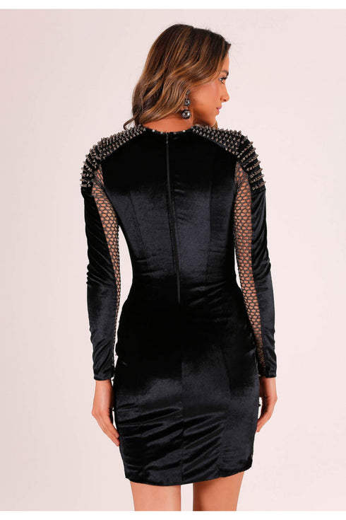 Vestido justo com recortes Perfect Way 06013