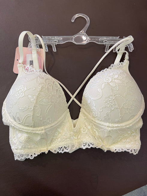 .Sutiã decote V na cor Marfim Karícia