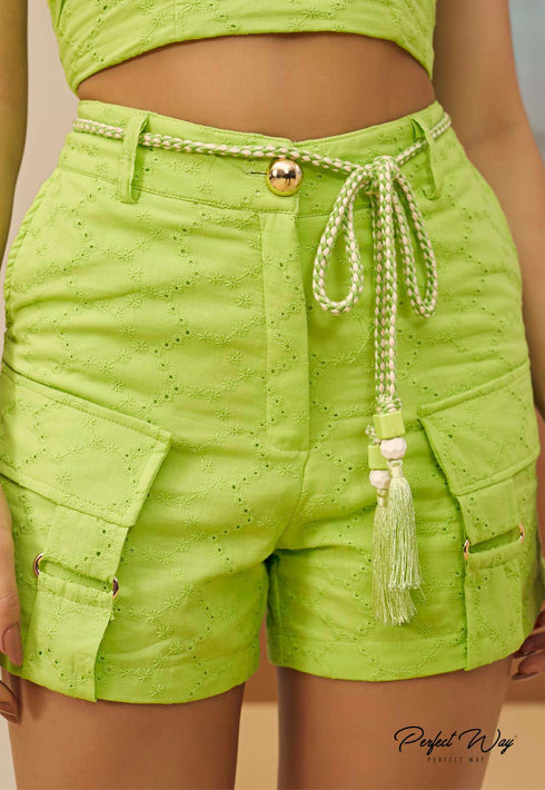 CONJUNTO CROPPED + SHORTS C/ DETALHES CORDÃO 💫